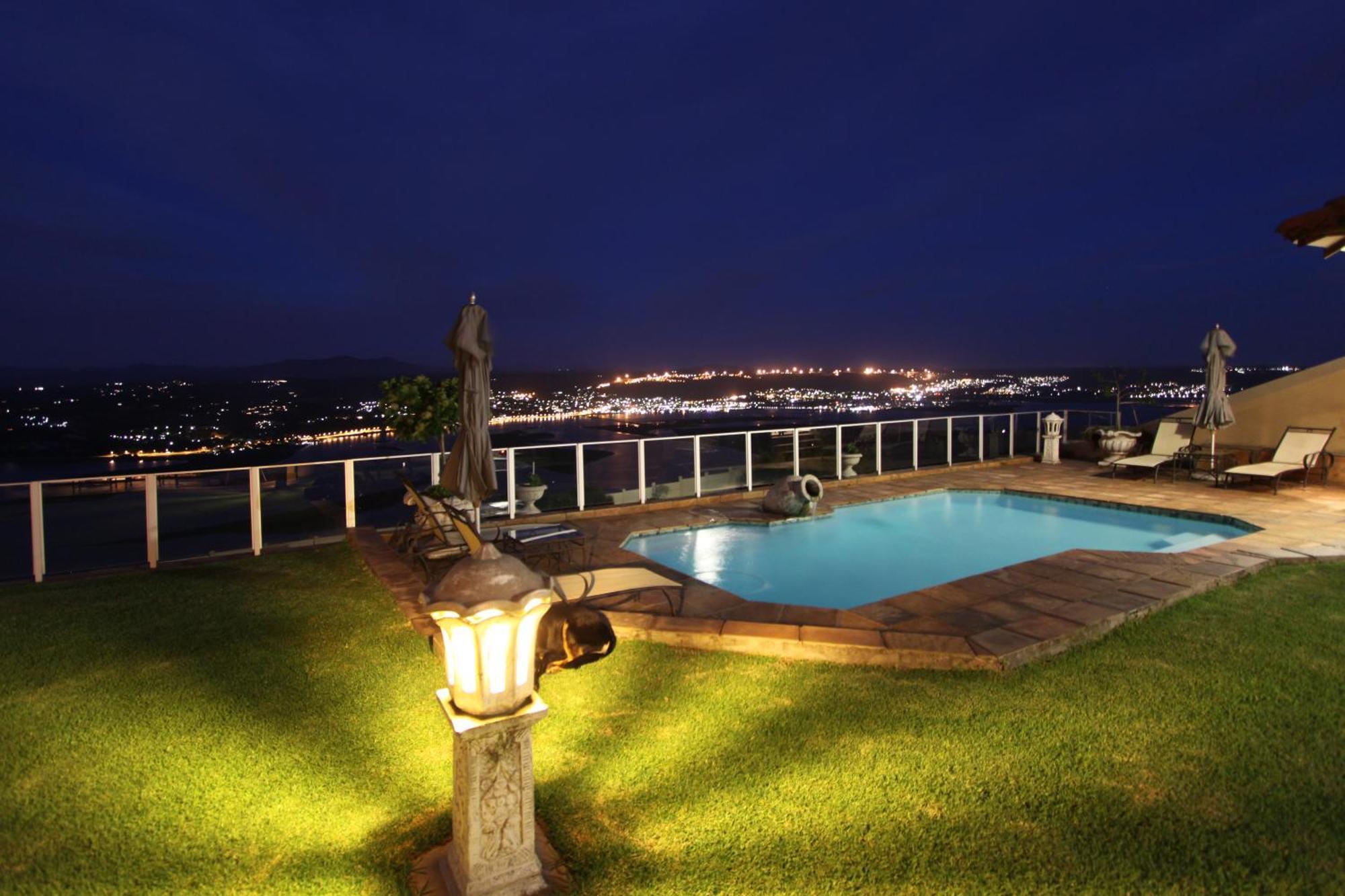Villa Castollini Brenton-on-Sea Exterior photo
